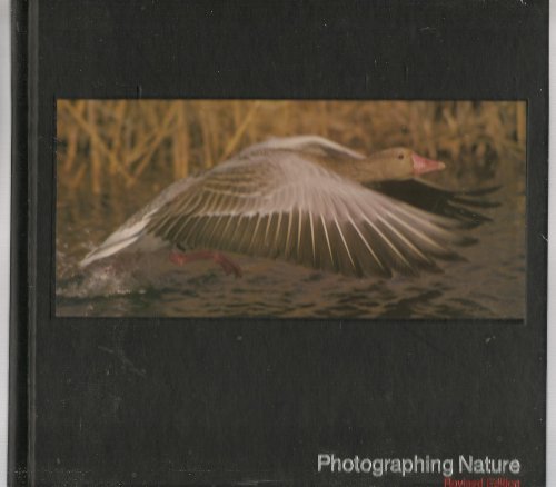 Photographing nature (Life library of photography)