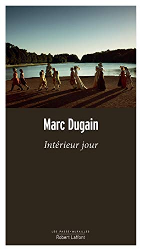 Intérieur jour
