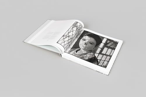 Mary Ellen Mark and Karen Folger Jacobs: Ward 81: Voices