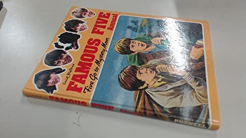 Enid Blyton's Famous Five annual: Five go to Mystery Moor
