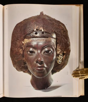 Akhenaten and Nefertiti