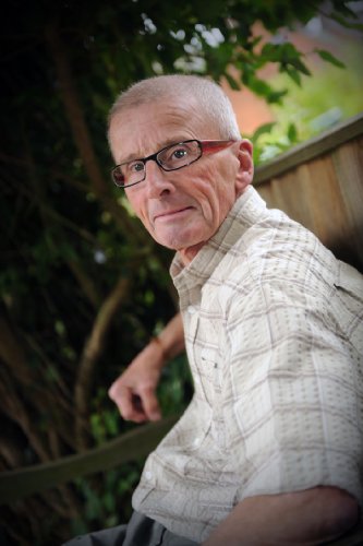 ERE TROTTER_WARTS AND ALL-DAVE EASTMANS AUTOBIOGRAPHY THE STORY OF A MAN WHO NEVER SAY DIE---DIAGNOSED WITH PARKINSONS DISEASE
