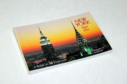 New York Dawn and Dusk - A Book of 30 Postcards