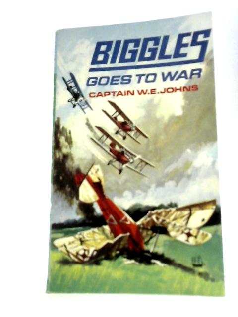 Biggles Goes to War (Armada S.)