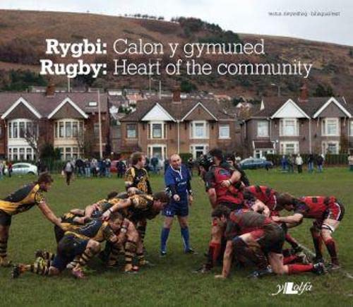 Rygbi - Calon y Gymuned/Rugby - Heart of the Community