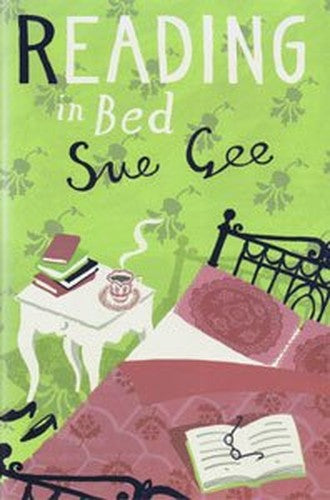 Reading in Bed (Large Print Edition)