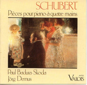 Pieces Pour Piano a Quatre Mai