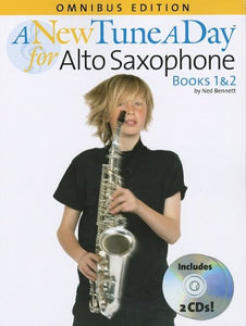 A New Tune a Day Alto Saxophone Books    With  CDs and PullOut Fingering Chart for Alto Saxophone 